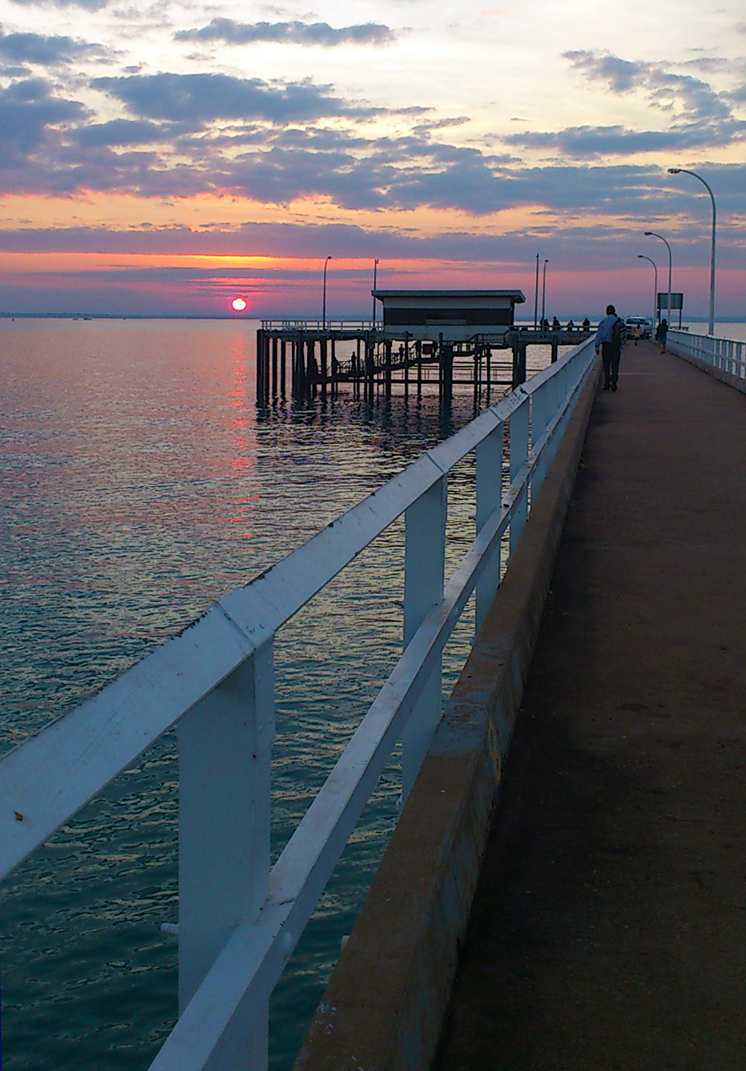 Mandorah Jetty is a land-based hot spot across the Harbour from Darwin.
